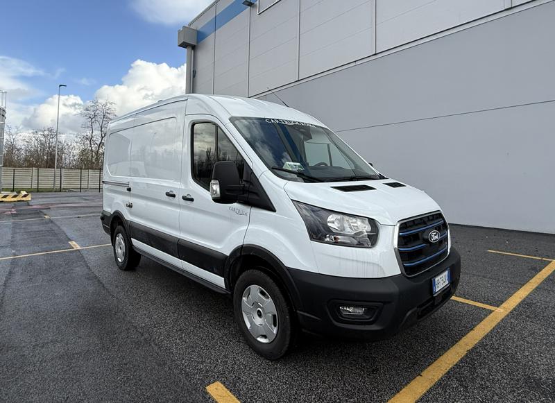 Ford E-Transit - Foto 8